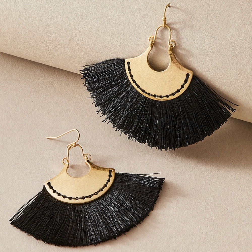 Vintage Gold Black Fan Tassel Drop Earrings